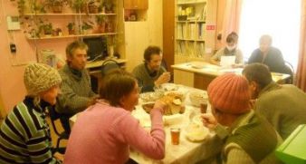 Экстренную помощь в марте получили почти 60 бездомных Петрозаводска