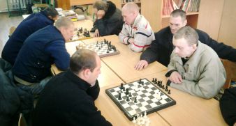 Среди бездомных прошел шахматный турнир!